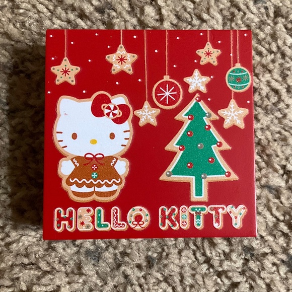 Sanrio Gingerbread Hello Kitty Wall Decor - Picture 1 of 3